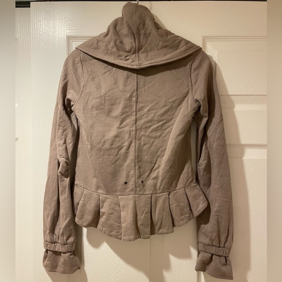 Mike & Chris Fleece Peplum Jacket Taupe Small - Picture 7 of 10